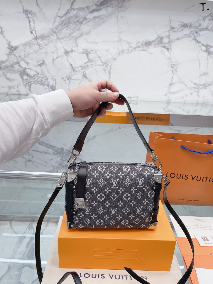 lv  Damen Tasche /Women bag