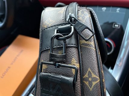 Lv  Herren Tasche/Men bag