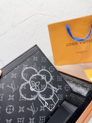 Lv  Herren Tasche/Men bag