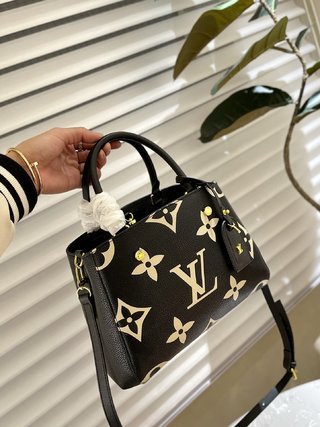 lv  Damen Tasche /Women bag