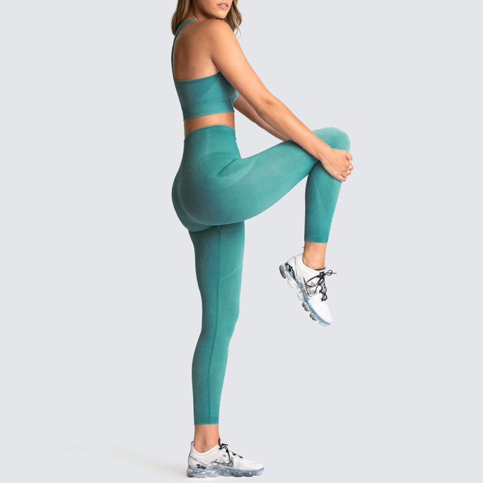 Seamless Knitted Hip Sports Yoga Set