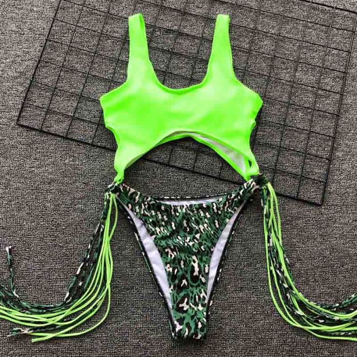 Block Color One-Piece Tassle Swimwear