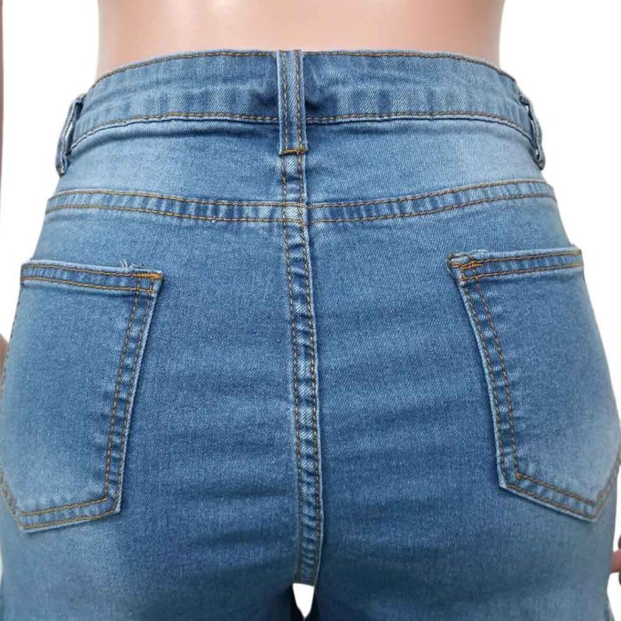 Stylish Tassles Denim Shorts