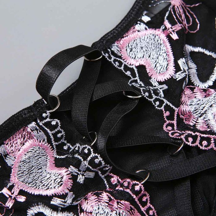 Girdle Embroidery Lace Underwear 3PCS Suit