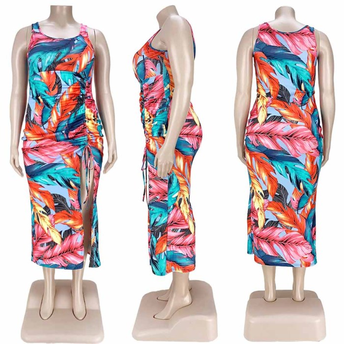 Plus SIze Fashion Print Pleated Slit Dress