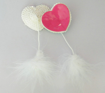 LE9261White heart-shaped sequins white fur tassels Nipple Cover
