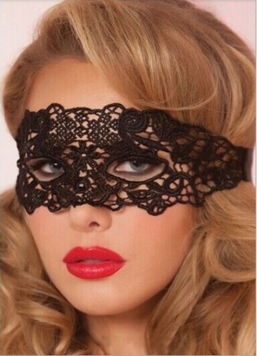 LE3326 Hollow out Halloween Lace Mask