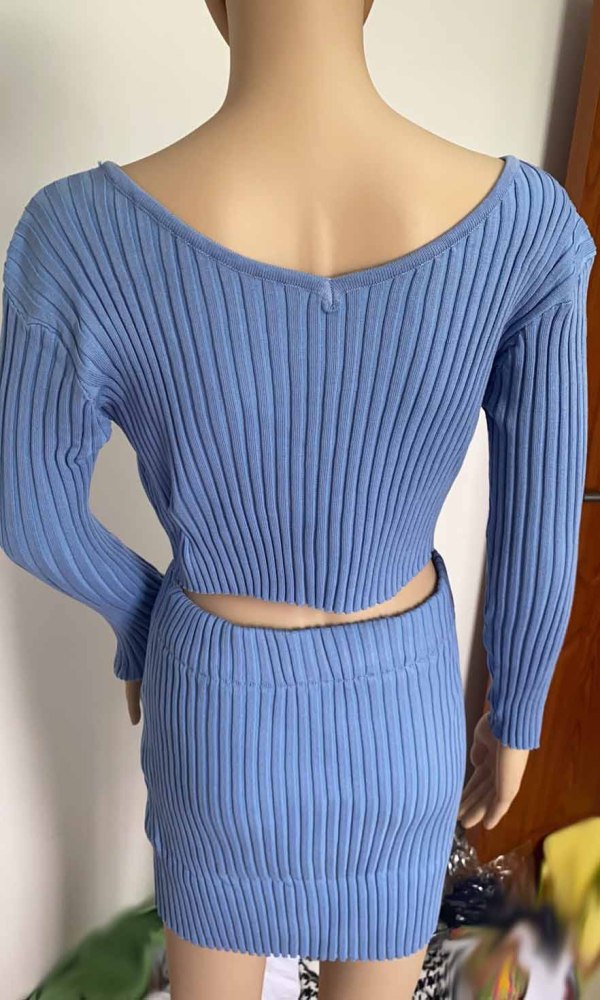 V-neck Pit Strip Long Sleeved Knitted Top and Skirt Two-piece Suit