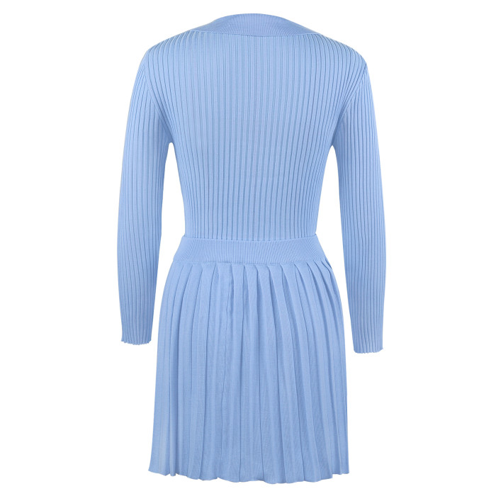 polo neck knit top and pleated skirt set