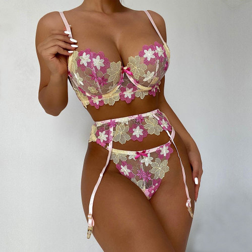 Color Embroidered Underwear Set