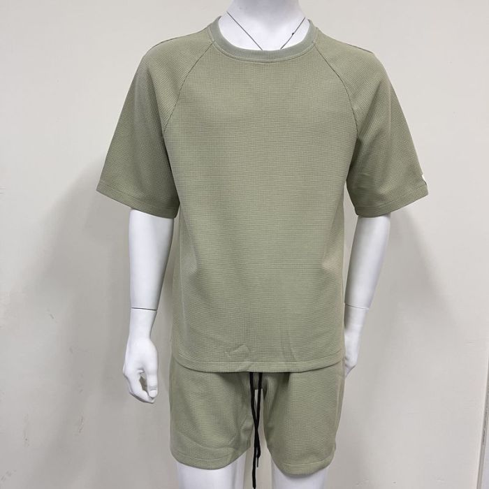 Summer Men's Short Sleeved T-shirt and Shorts Suit