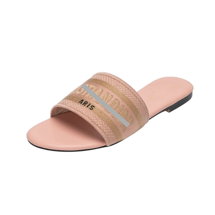 Outdoor Fashion Letter Flat Slippers