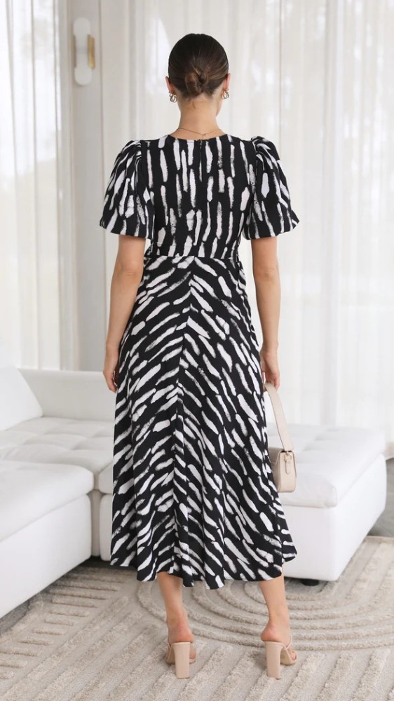 Sweet Style Printed V-neck A Line Medium Length Dress