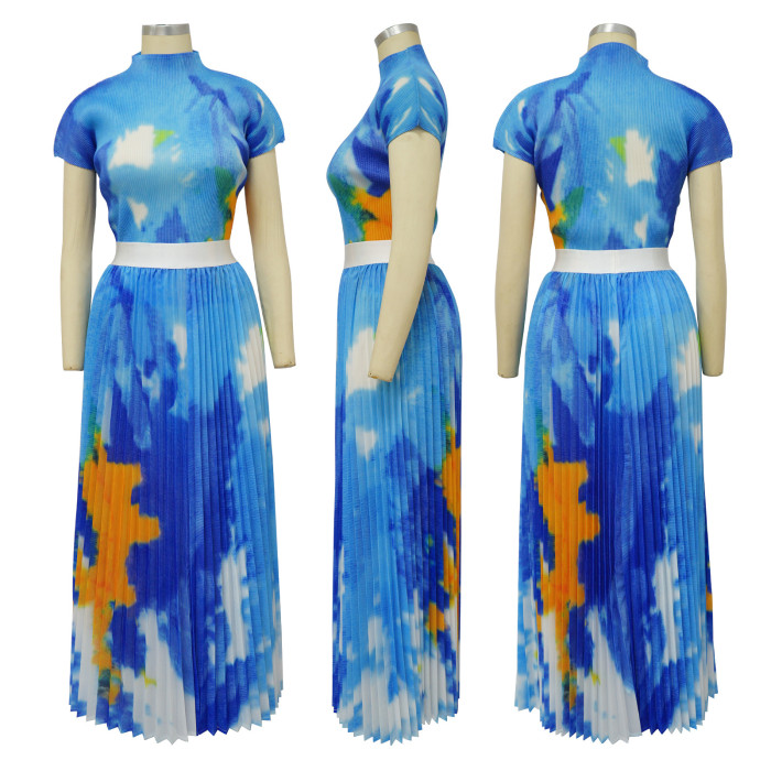 Women Round Neck Short Sleeve Printed Top And Pleated Skirt Two-Piece Set