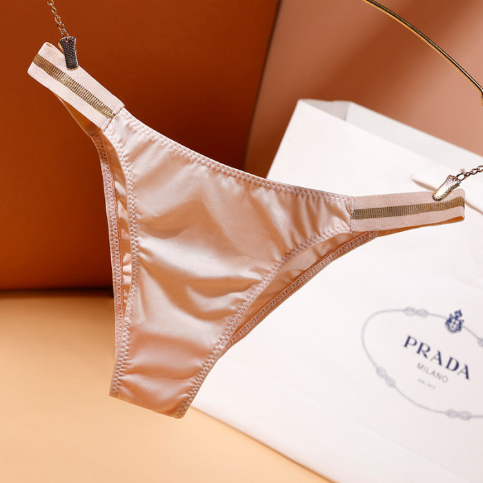 Women's Seamless Underwear  Ice Silk Bikini with Cotton Gusset
