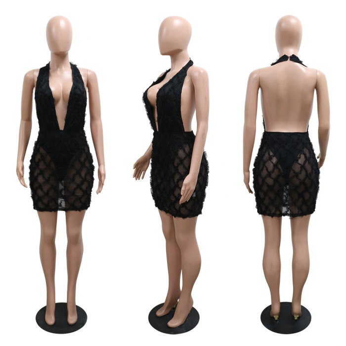 Wave-patterned Sexy Deep V Halter Short Dress