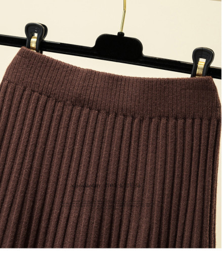 Thickened Knitted Pleated Midi Skirt for Women