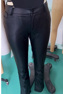 ihoov's Sculpting Shiny Leather Skinny Pants