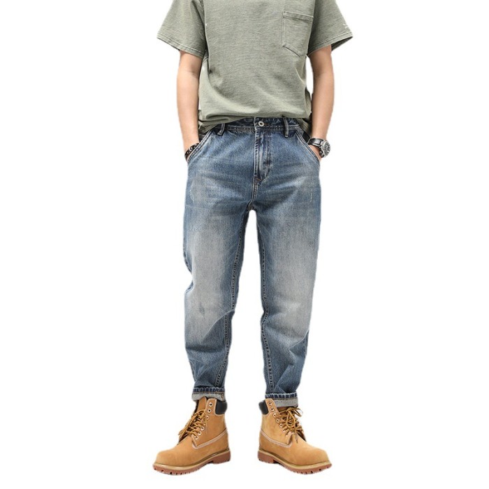 Men's Vintage Jeans in Distressed No Stretch Destroyed Carrot Trousers Jeans