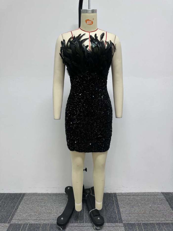 Body-hugging Elastic Feather Beaded Strapless Dress
