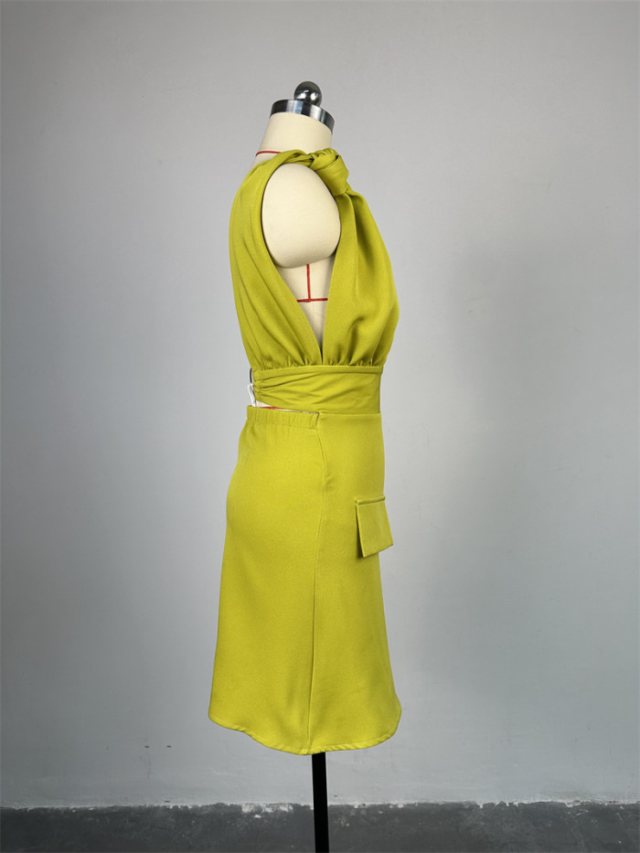V-neck Design High-waisted Faux Pocket A-line Suspender Women Dress