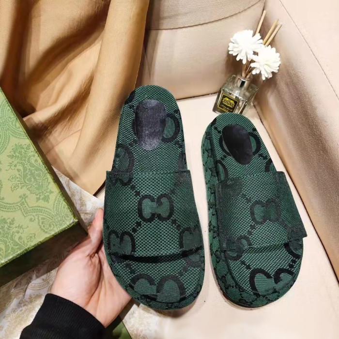 Embroidered printed thick sole slippers