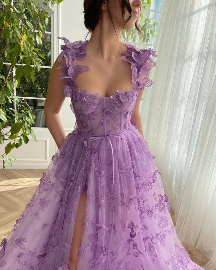 Elegant Lace Long Evening Gown