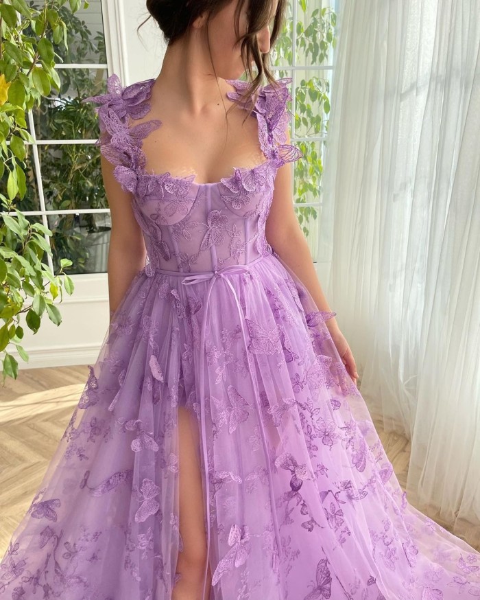 Elegant Lace Long Evening Gown