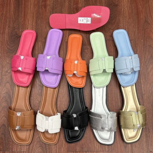 Trendy Round-Toe Women's Casual Slip-On Sandals