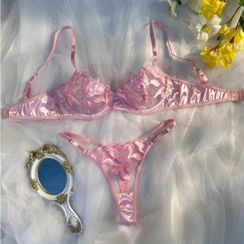 Ihoov Floral Embroidered Lingerie Set