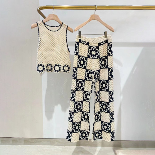 Fashion Crochet Sleeveless Crop Top with Color-Blocked Wide-Leg Knit Pants Set