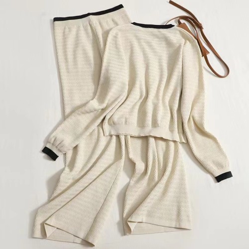 Color-Block Knit Sweater and Wide-Leg Pants Set