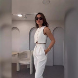 Sleeveless Crop Top with High-Waisted Nine-Point Pants Set