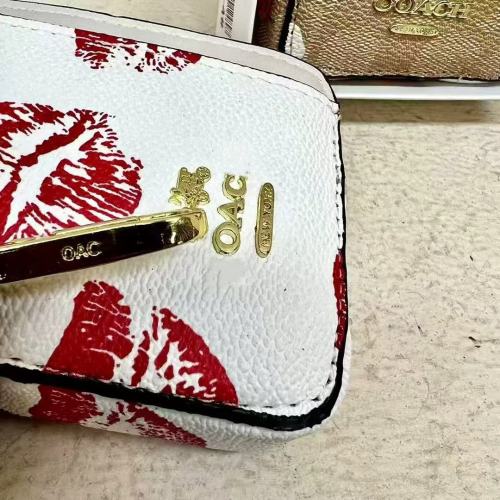 Mini Chain Shoulder Bag