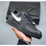 Unisex Low-Top Sneakers