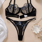 ihoov's Embroidered Floral Lingerie Set