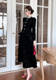 Elegant Rhinestone Round Neck Single Button Waist-Defining Black Dress