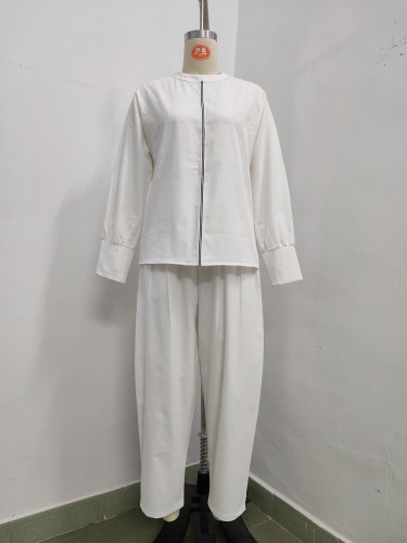 Minimalist Loose Top and Harem Wide-Leg Pants Set with Belt