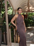 Fashionable Halter Neck Knitted Bodycon Dress with Side Split and Backless Design