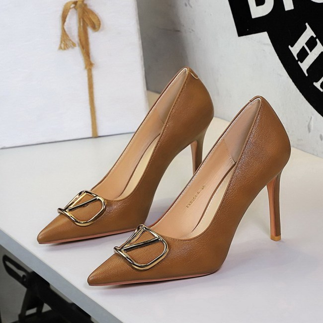 Metal V Buckle Pointed-Toe Sexy Ultra-High Stiletto Heels
