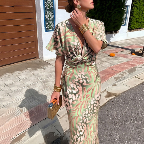 Fashionable Fitted Printed Twist-Front Sexy V-Neck Dress