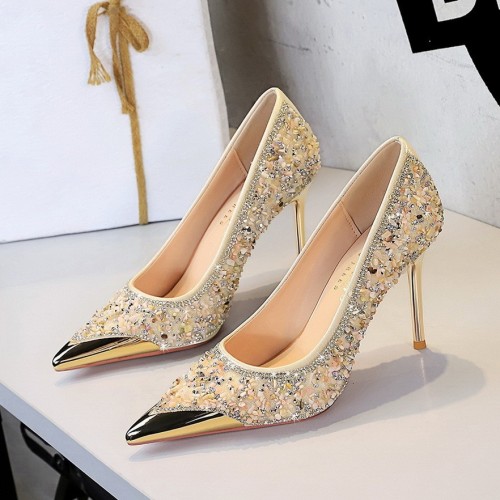 Sparkly Pointed Toe Slip-On Thin Heel Crystal Pumps Wholesale