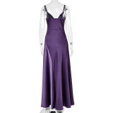 Sexy Spaghetti Strap Low Neck Waist-Cinching Backless Dress
