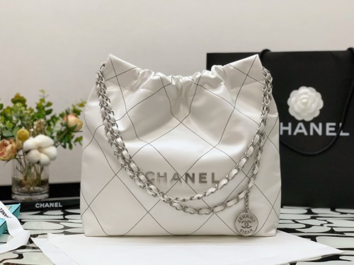 Chanel White Leather Shoulder Bag 3 Sizes