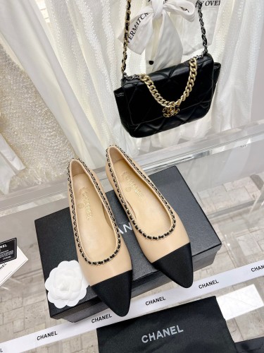 Chanel Beige And Black Shoes