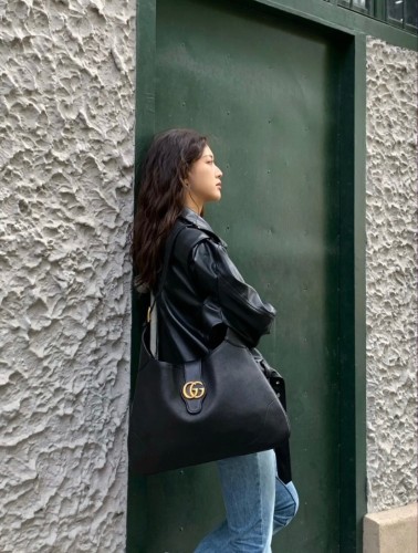 Gucci Large Leather Shoulder Bag