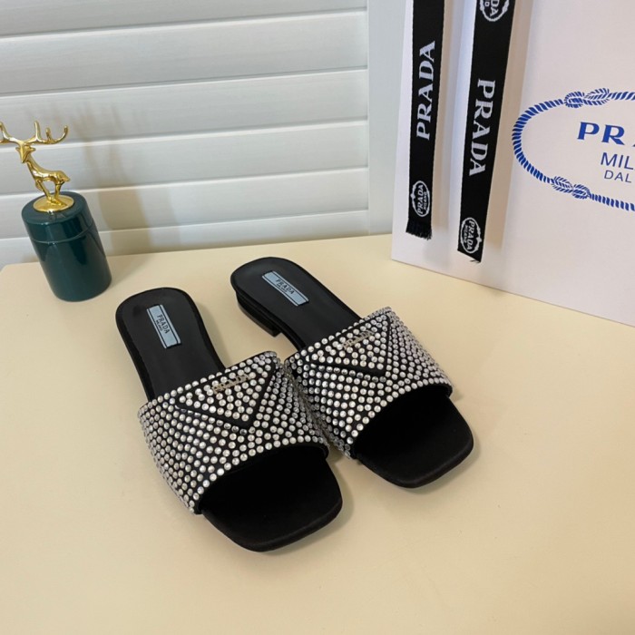 Prada Square Toes Designer Sandal For Women Fashion Luxury Flat Keel a Flip Flops Slippers