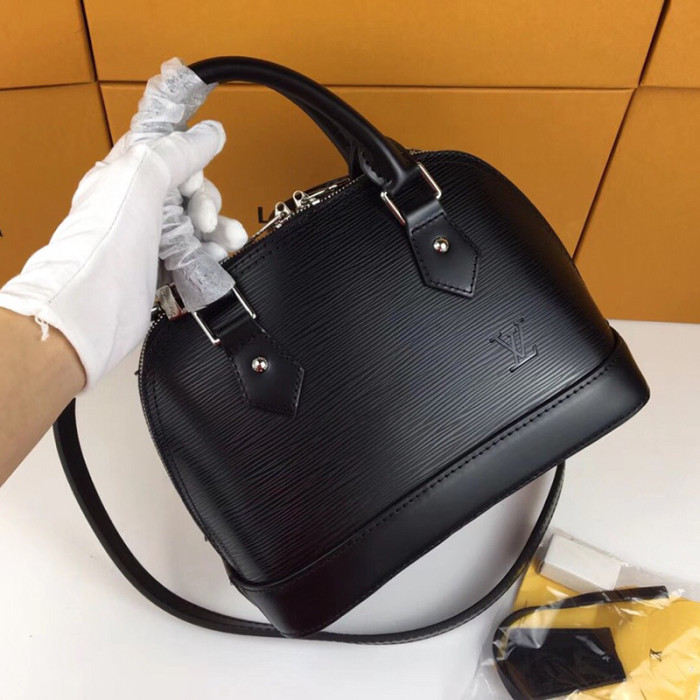 Lv shell bag store