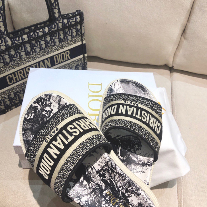 Dior Women Embroidery Flat Sandals Slides Designer Slippers  Sketch Thick Soles Leopard Grain Outdoor Beach Slipper Shoes