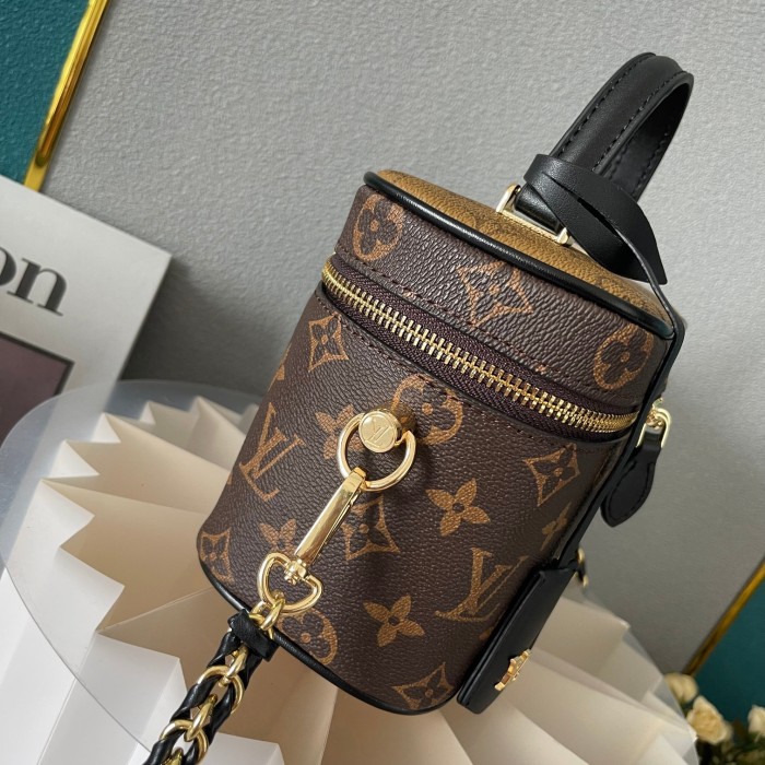 Louis vuitton 19cm Vanity Designer Luxury handbags Purse Monogram Cosmetic bag Crossbody Bag
